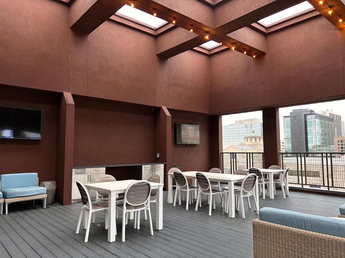 Downtown Houston Apartment Экстерьер фото